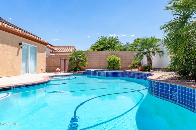 1616 Kings Road, Palmdale, CA 93551