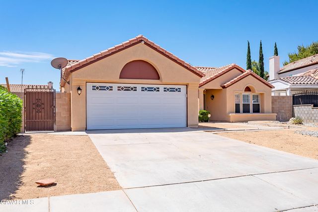1616 Kings Road, Palmdale, CA 93551