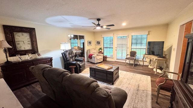 330 N Boundary Street, Dalton, GA 30720
