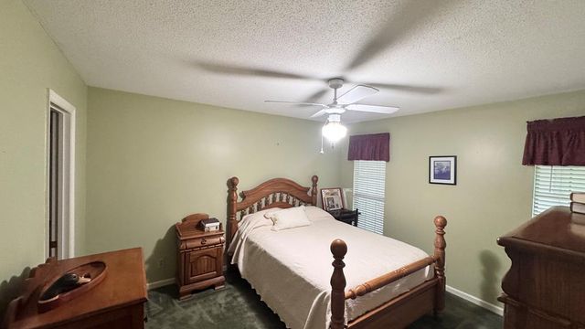 330 N Boundary Street, Dalton, GA 30720