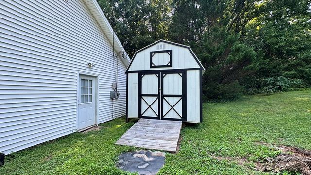 330 N Boundary Street, Dalton, GA 30720