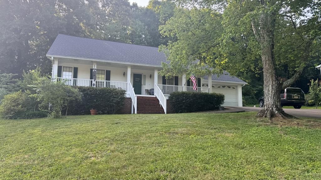330 N Boundary Street, Dalton, GA 30720