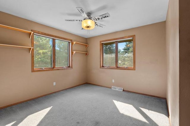 W8136 SANDY LANE, Hortonville, WI 54944