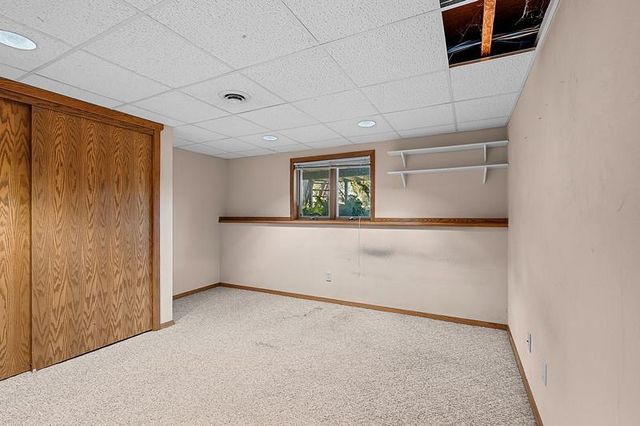 W8136 SANDY LANE, Hortonville, WI 54944