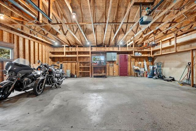 W8136 SANDY LANE, Hortonville, WI 54944