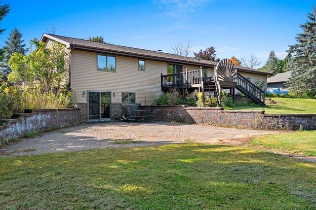 W8136 SANDY LANE, Hortonville, WI 54944