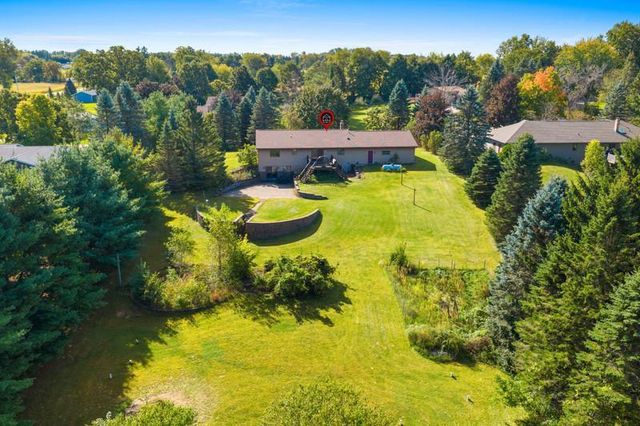 W8136 SANDY LANE, Hortonville, WI 54944