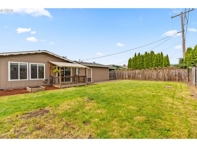 657 61ST St, Springfield, OR 97478