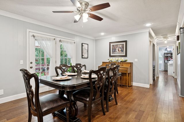 106 Dogwood Cir, Waverly, TN 37185