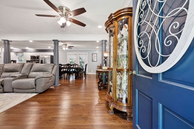 106 Dogwood Cir, Waverly, TN 37185