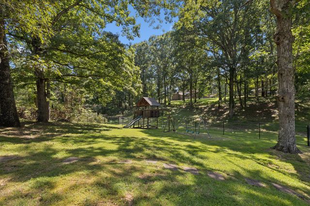 106 Dogwood Cir, Waverly, TN 37185