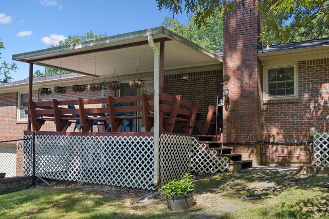 106 Dogwood Cir, Waverly, TN 37185