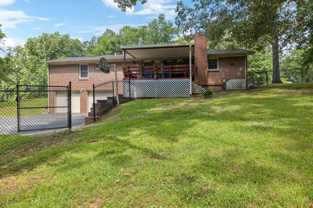 106 Dogwood Cir, Waverly, TN 37185