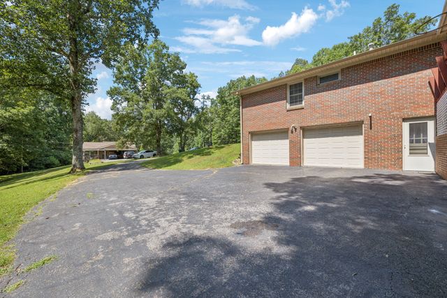 106 Dogwood Cir, Waverly, TN 37185