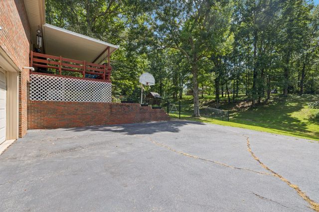 106 Dogwood Cir, Waverly, TN 37185