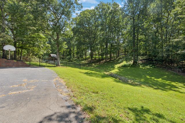 106 Dogwood Cir, Waverly, TN 37185