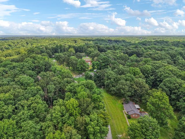 106 Dogwood Cir, Waverly, TN 37185