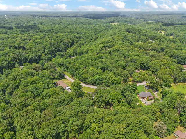 106 Dogwood Cir, Waverly, TN 37185
