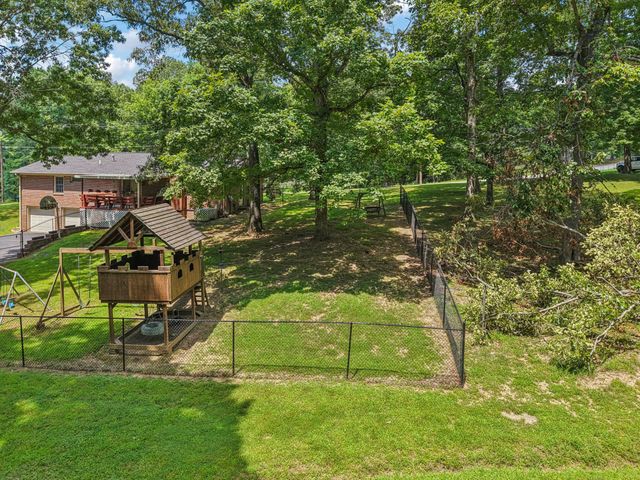 106 Dogwood Cir, Waverly, TN 37185