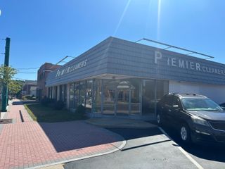 25 Market Square, Newington, CT 06111
