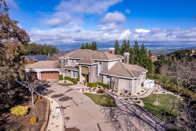 130 Sierra Azule, Los Gatos, CA 95032