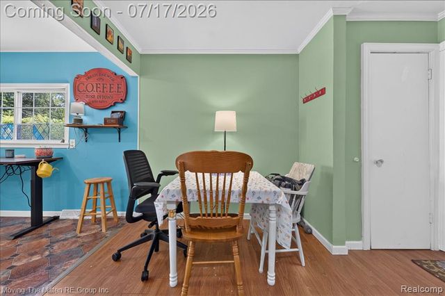 21847 Fenster Street, Belleville, MI 48111