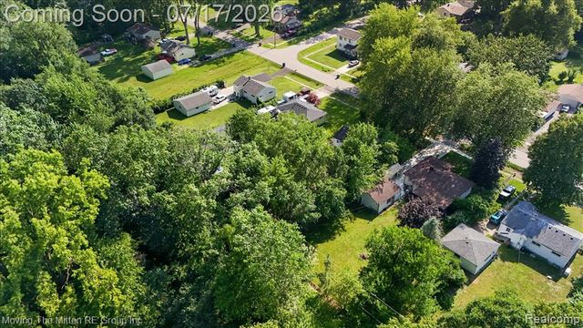 21847 Fenster Street, Belleville, MI 48111