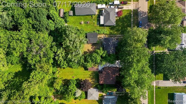 21847 Fenster Street, Belleville, MI 48111