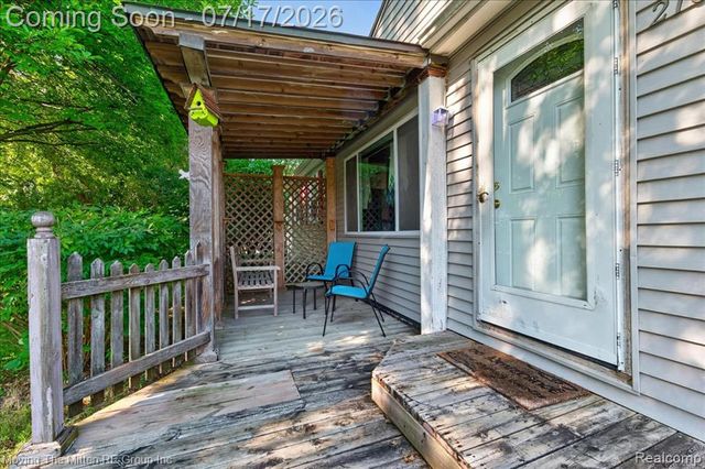 21847 Fenster Street, Belleville, MI 48111