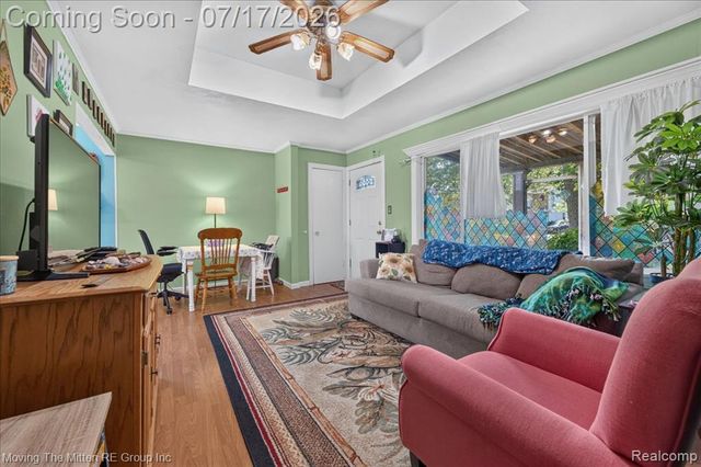 21847 Fenster Street, Belleville, MI 48111