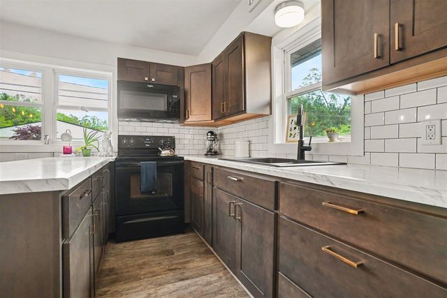 2969 E Pontaluna Road, Fruitport, MI 49415