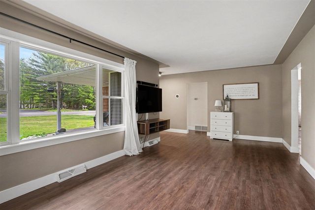 2969 E Pontaluna Road, Fruitport, MI 49415
