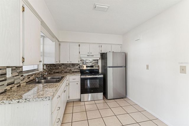 822 3RD AVENUE NW, Largo, FL 33770