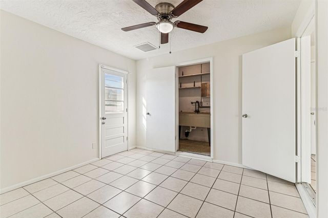 822 3RD AVENUE NW, Largo, FL 33770