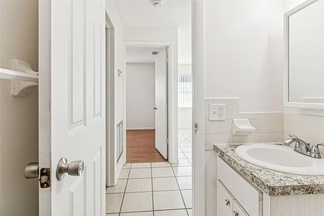 822 3RD AVENUE NW, Largo, FL 33770