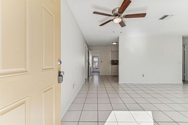 822 3RD AVENUE NW, Largo, FL 33770