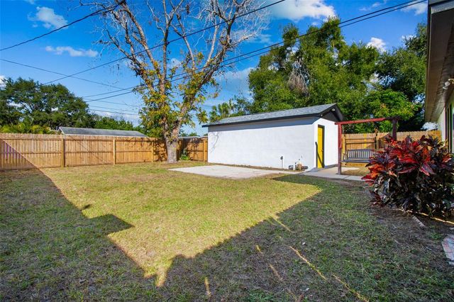 822 3RD AVENUE NW, Largo, FL 33770