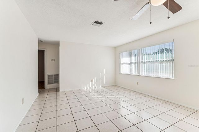 822 3RD AVENUE NW, Largo, FL 33770