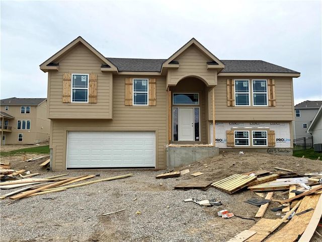 6015 NE 118th Terrace, Kansas City, MO 64156