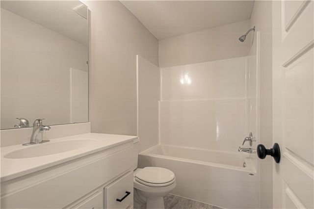 6015 NE 118th Terrace, Kansas City, MO 64156