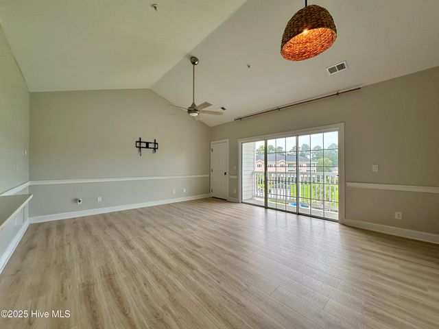 4839 Carnation 303, Myrtle Beach, SC 29577