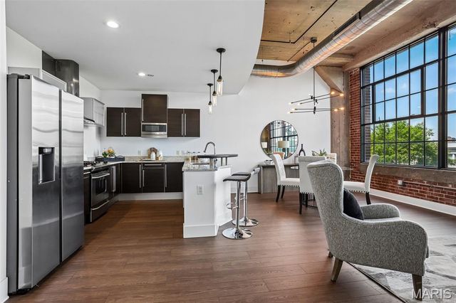 4100 Forest Park Avenue 304, St Louis, MO 63108