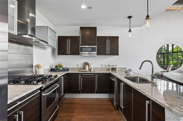4100 Forest Park Avenue 304, St Louis, MO 63108