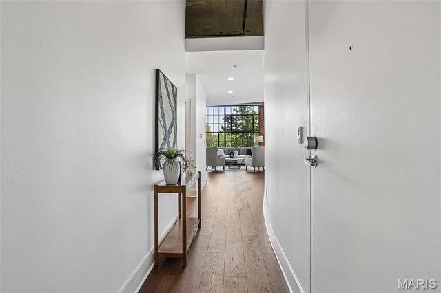 4100 Forest Park Avenue 304, St Louis, MO 63108