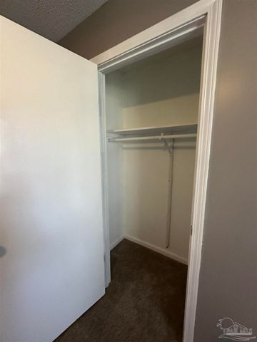 7720 Jansen Rd, Pensacola, FL 32526