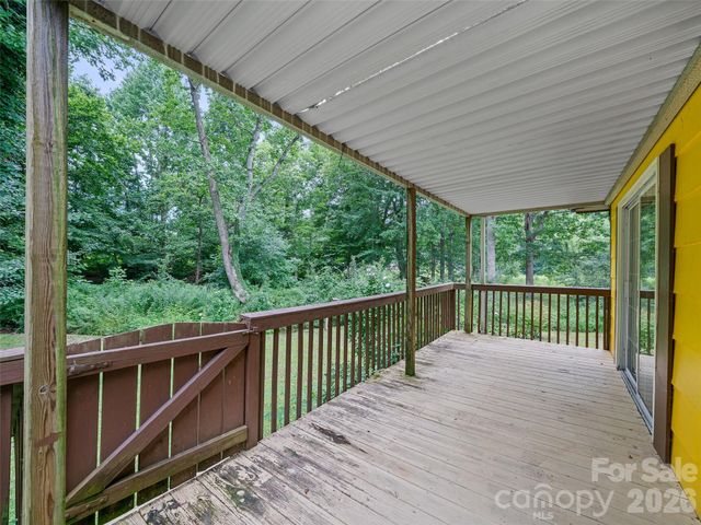 1644 State Hwy 80 S None, Burnsville, NC 28714