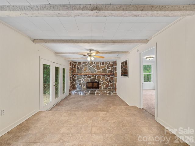 1644 State Hwy 80 S None, Burnsville, NC 28714