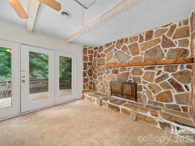 1644 State Hwy 80 S None, Burnsville, NC 28714