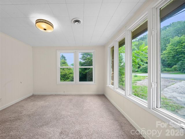1644 State Hwy 80 S None, Burnsville, NC 28714