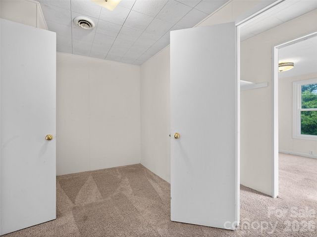 1644 State Hwy 80 S None, Burnsville, NC 28714